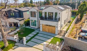 16846 Addison St, Encino, CA 91436