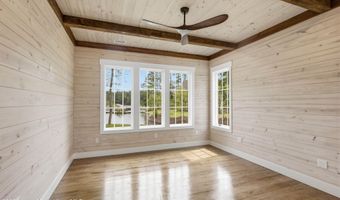 688 Luannes Way, Alexander City, AL 35010