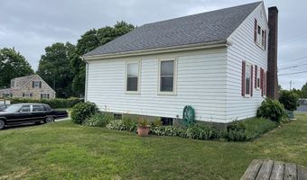 14 Forest Ave, Middletown, RI 02842
