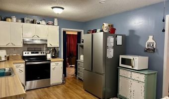 108 Southview Ave, Ava, MO 65608