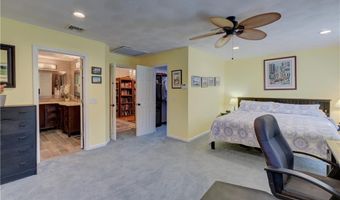 84 Bakewell Ct, Cranston, RI 02921