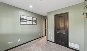 10688 51st St NE, Albertville, MN 55301