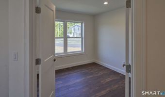 16 Jordan Ln, Colchester, CT 06415
