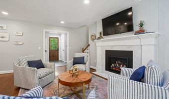 5 Spring Hill Rd, Bedford, NH 03110