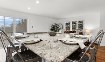 9 Reservoir Rd, Altamont, NY 12009
