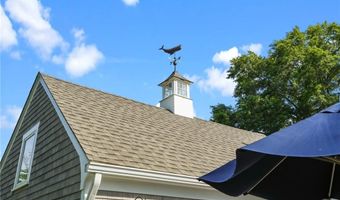 15 Harwood Rd, East Greenwich, RI 02818