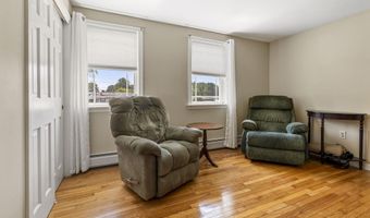 479 Donald St, Bedford, NH 03110