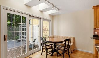 277 Main St, Bolton, MA 01740
