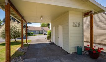 4808 SW WEMBLEY Pl, Beaverton, OR 97005