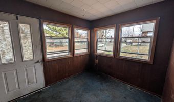 279 W Spring St, Bloomfield, IN 47424