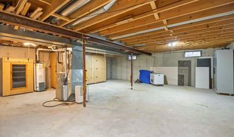 2524 CARRIEDALE Ct, Fitchburg, WI 53711