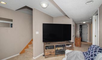 2508 Bristol Dr, Ames, IA 50010