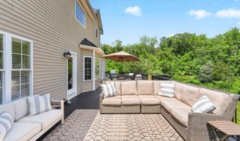 3 Walnut Trl, Andover, NJ 07860