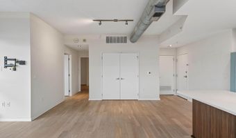 3409 WILSON Blvd 301, Arlington, VA 22201