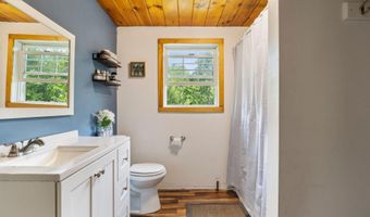 30 Cogliandro Dr, Acton, ME 04001