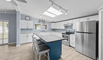 13 DEVON Ln, Lewes, DE 19958