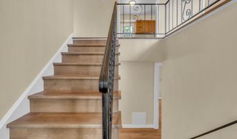 32 Pine Tree Dr, Bayville, NJ 08721