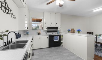 2004 Medfield Dr, Camden, SC 29020