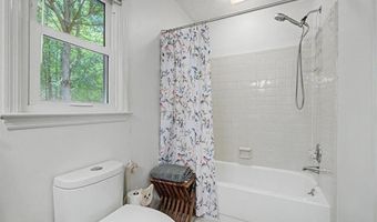 4802 Thornwood Dr, Acworth, GA 30102