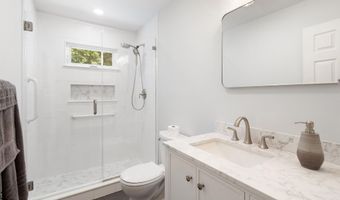 235 Long Branch Ave, Bayville, NJ 08721