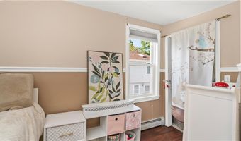 226 Becker Ave, East Providence, RI 02915