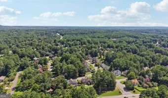 1496 Fallsbrook, Acworth, GA 30101
