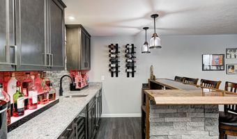 2245 Meadow Crk, Avon, IN 46123