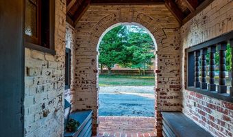 1670 Church St, Appomattox, VA 24522