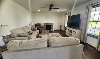 186 BLOOMFIELD Dr, Harrington, DE 19952