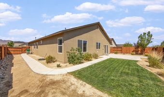 214 Red Oak Dr, Fernley, NV 89408