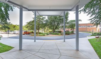 4600 DUKE St 1624, Alexandria, VA 22304