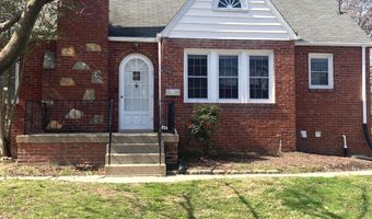626 S IRVING St, Arlington, VA 22204