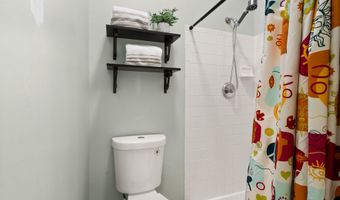 43273 CLEARNIGHT Ter, Ashburn, VA 20147