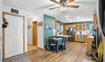 208 13th St SW, Altoona, IA 50009