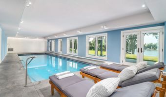 13 Kellogg St, Brookfield, CT 06804