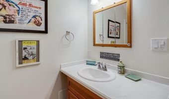 13 Chantilly Ter, Bay St. Louis, MS 39520