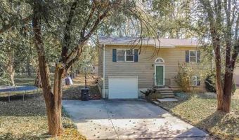 1626 N 14th St, Arkansas City, KS 67005