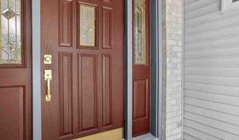 5574 Bantry Ln, Fitchburg, WI 53711
