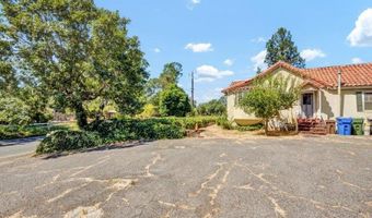 315 N White Cottage Rd N, Angwin, CA 94508