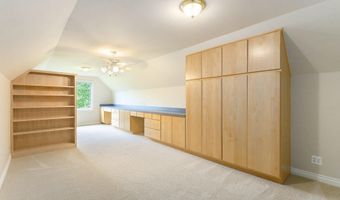 436 Pine Brae St, Ann Arbor, MI 48105