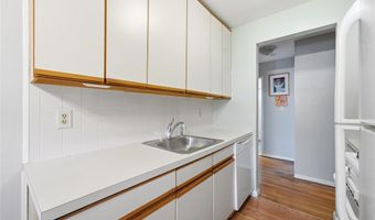 297 Merrick Rd D 1, Amityville, NY 11701