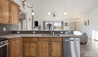 17571 Goodson Rd, Caldwell, ID 83607