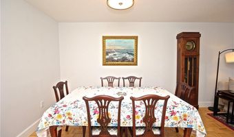 66 Girard Ave 312, Newport, RI 02840