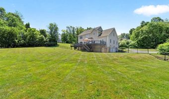 3 Walnut Trl, Andover, NJ 07860