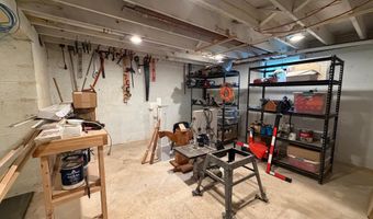 282 CEDAR Ln, Annapolis, MD 21403