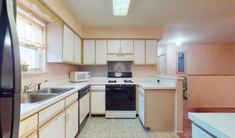 90 E Woodland Ave 90, Absecon, NJ 08201