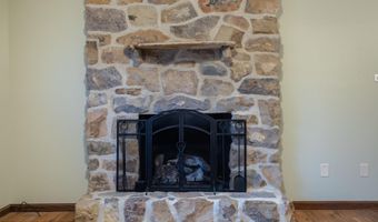 2205 Marquette Dr, Blakeslee, PA 18610
