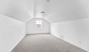 9684 Fox Ave, Allen Park, MI 48101