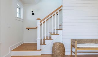 808 W Beach Rd, Charlestown, RI 02813