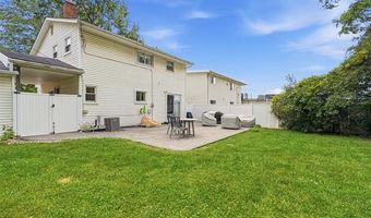 105 Highlake Ave, Ann Arbor, MI 48103